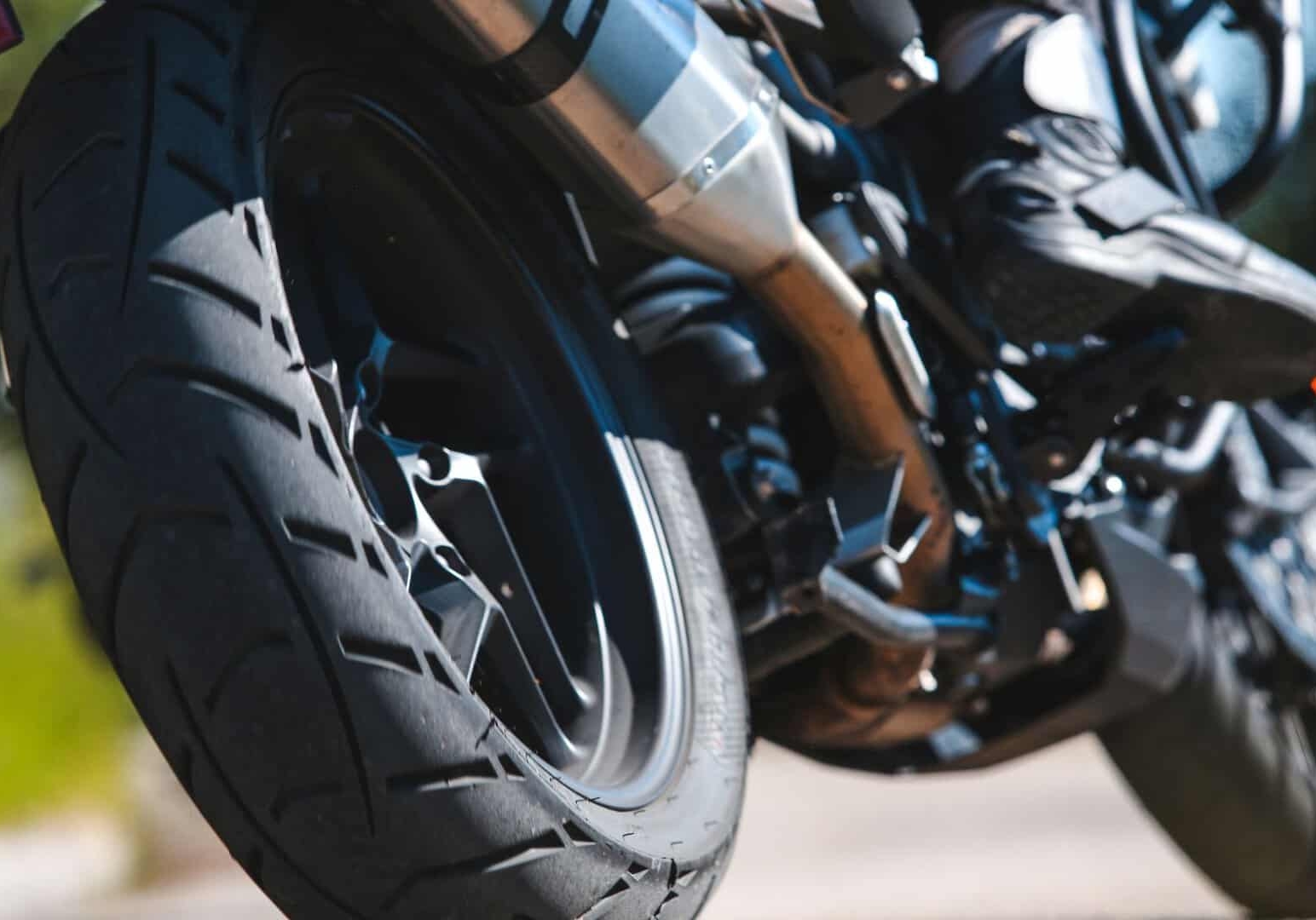 moto en train de rouler